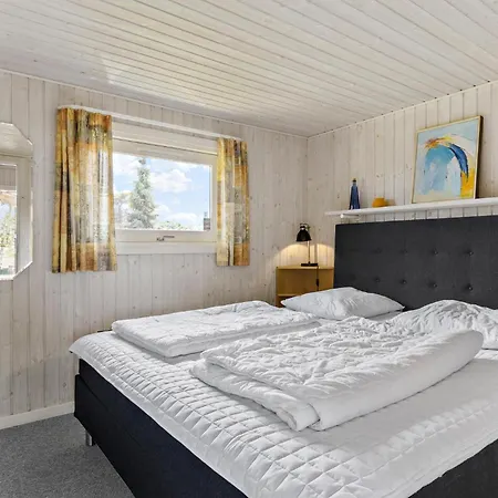 Holiday home Cozy In With Wifi Mesinge